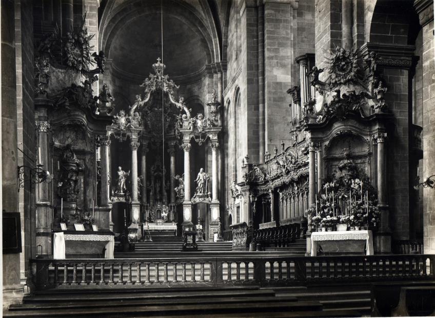 resized_Worms Cathedral probably 1928=Scan035+AL.jpg